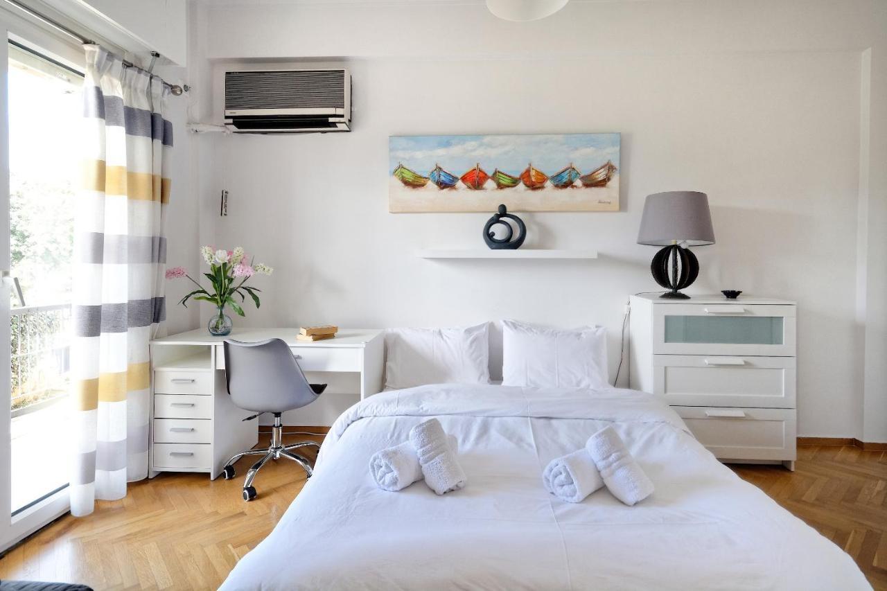 Glyfada Breeze Apartments Афины Экстерьер фото