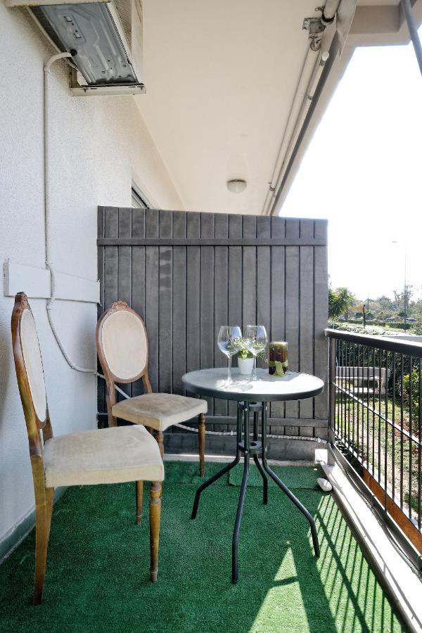 Glyfada Breeze Apartments Афины Экстерьер фото