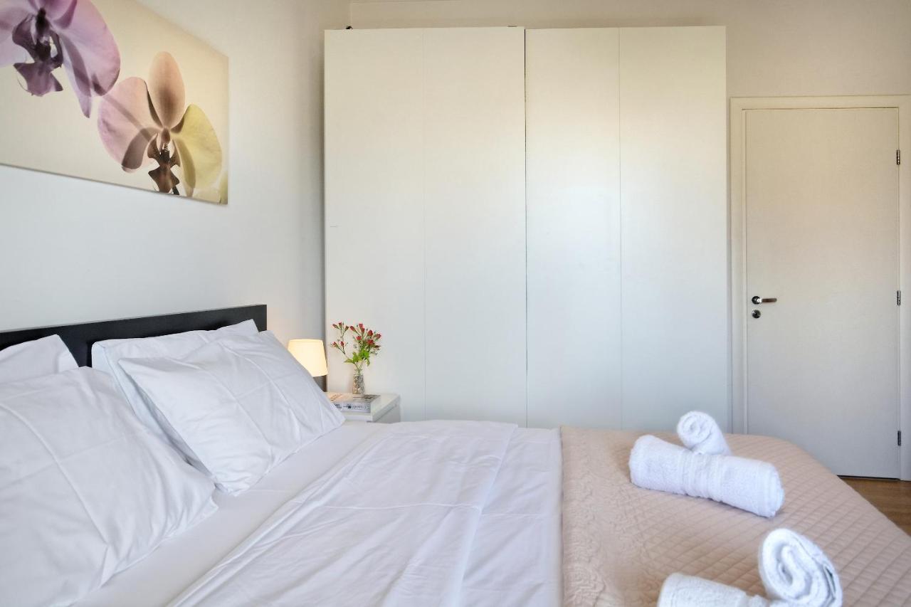 Glyfada Breeze Apartments Афины Экстерьер фото