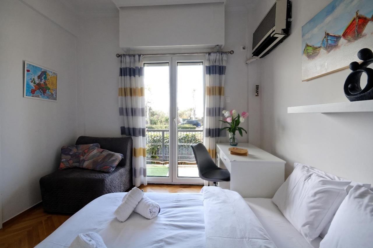 Glyfada Breeze Apartments Афины Экстерьер фото