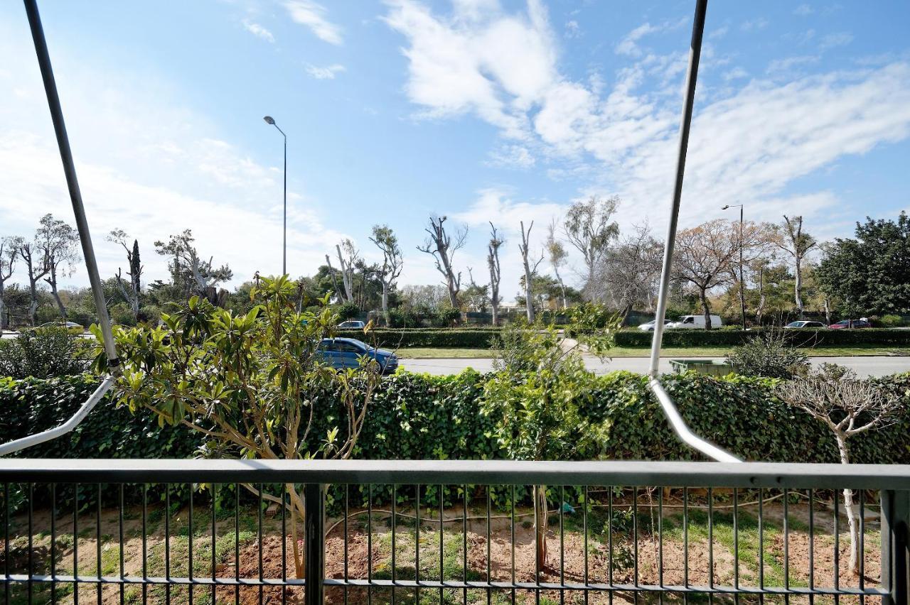 Glyfada Breeze Apartments Афины Экстерьер фото