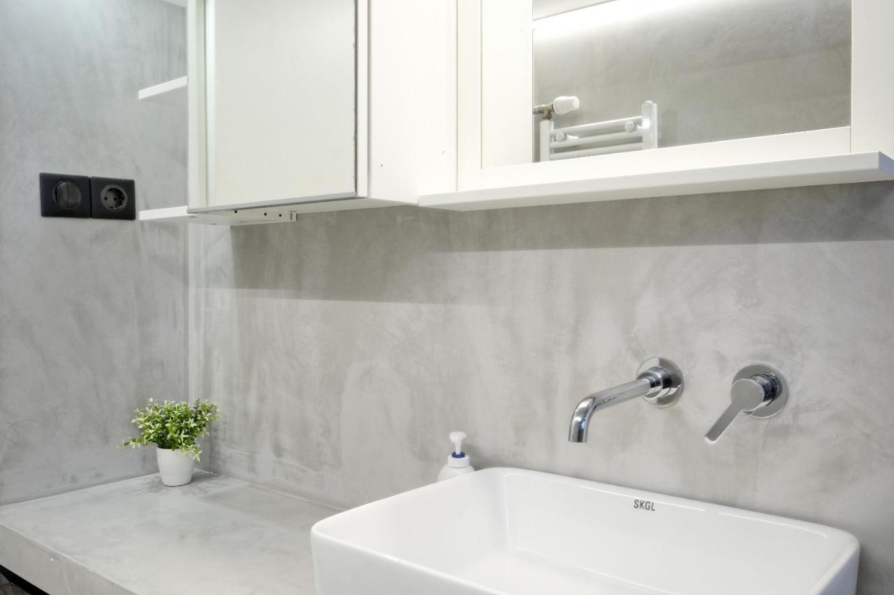 Glyfada Breeze Apartments Афины Экстерьер фото